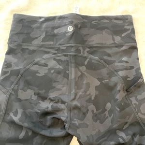 Lulu legging in black/gray camo